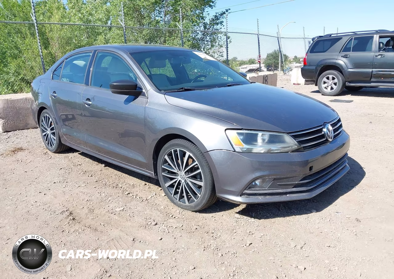 Główne zdjęcie 2015 Volkswagen Jetta 1.8T Sport