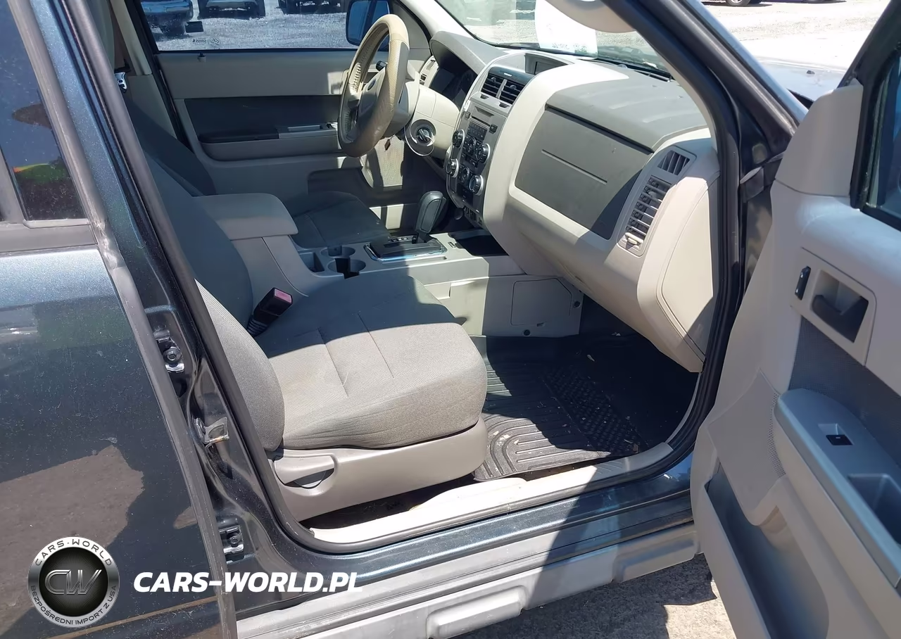 2009 Ford Escape Xlt VIN:1FMCU93G79KC58074 - 5