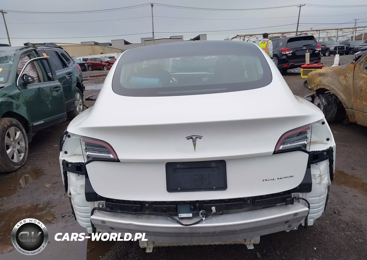 2020 Tesla Model 3 Long Range Dual Motor All-Wheel Drive VIN:5YJ3E1EB2LF618876 - 17