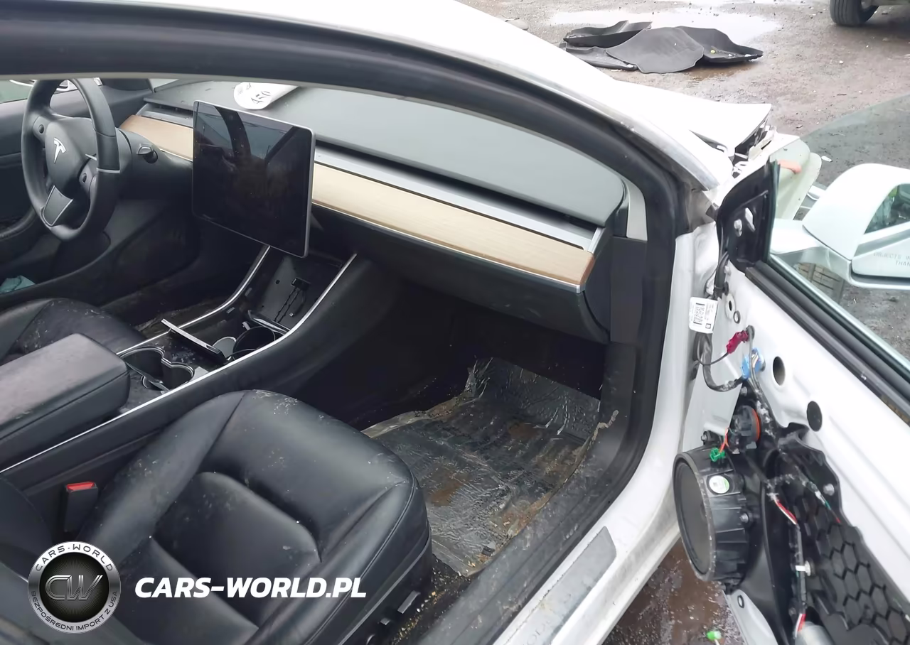 2020 Tesla Model 3 Long Range Dual Motor All-Wheel Drive VIN:5YJ3E1EB2LF618876 - 5