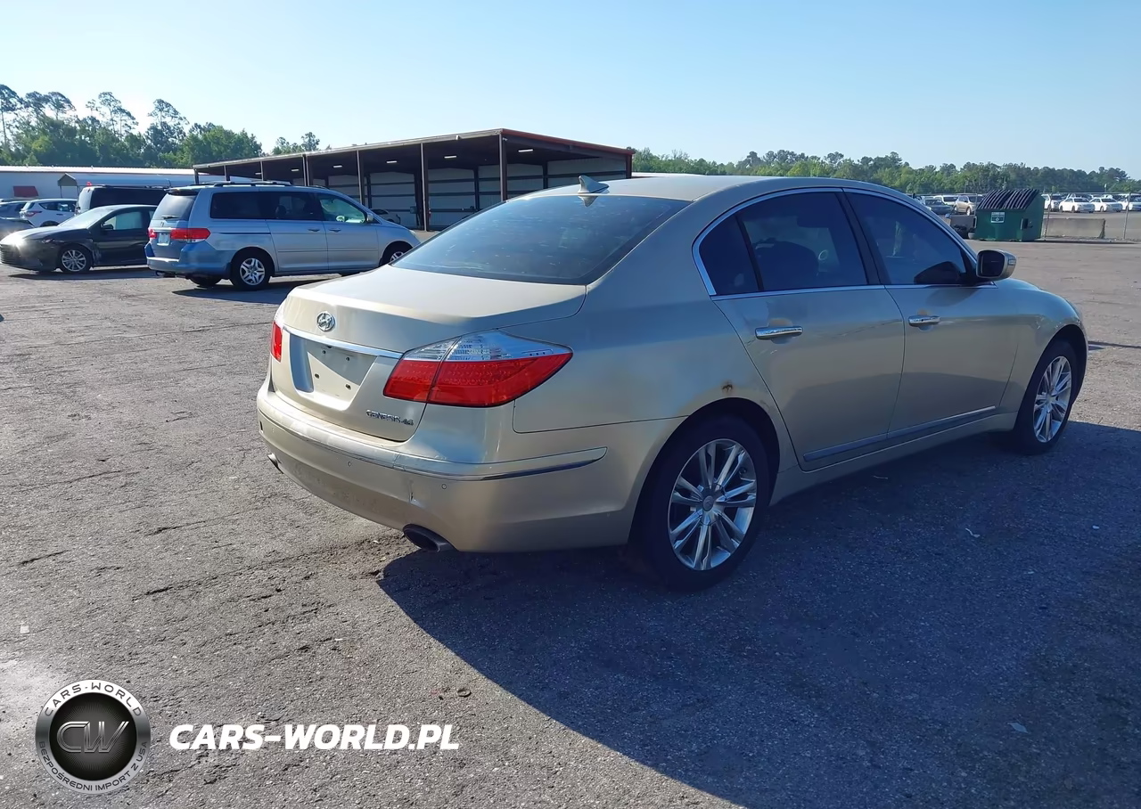 2011 Hyundai Genesis 4.6 VIN:KMHGC4DF4BU131628 - 4