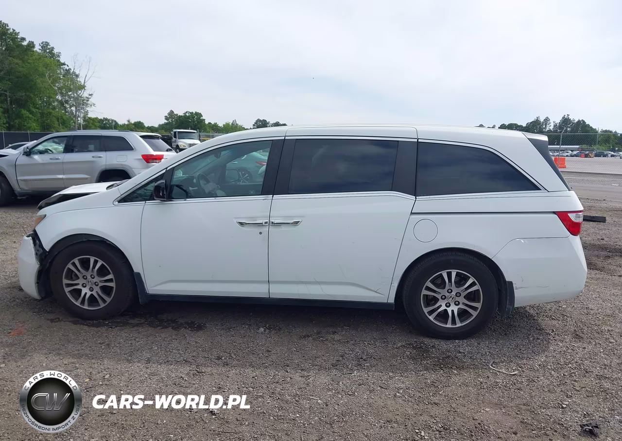 2011 Honda Odyssey Ex-L VIN:5FNRL5H61BB040421 - 14