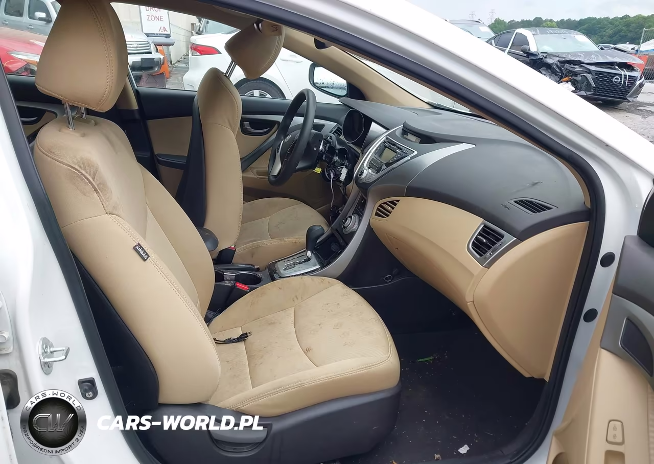 2012 Hyundai Elantra Gls VIN:5NPDH4AE3CH089341 - 5