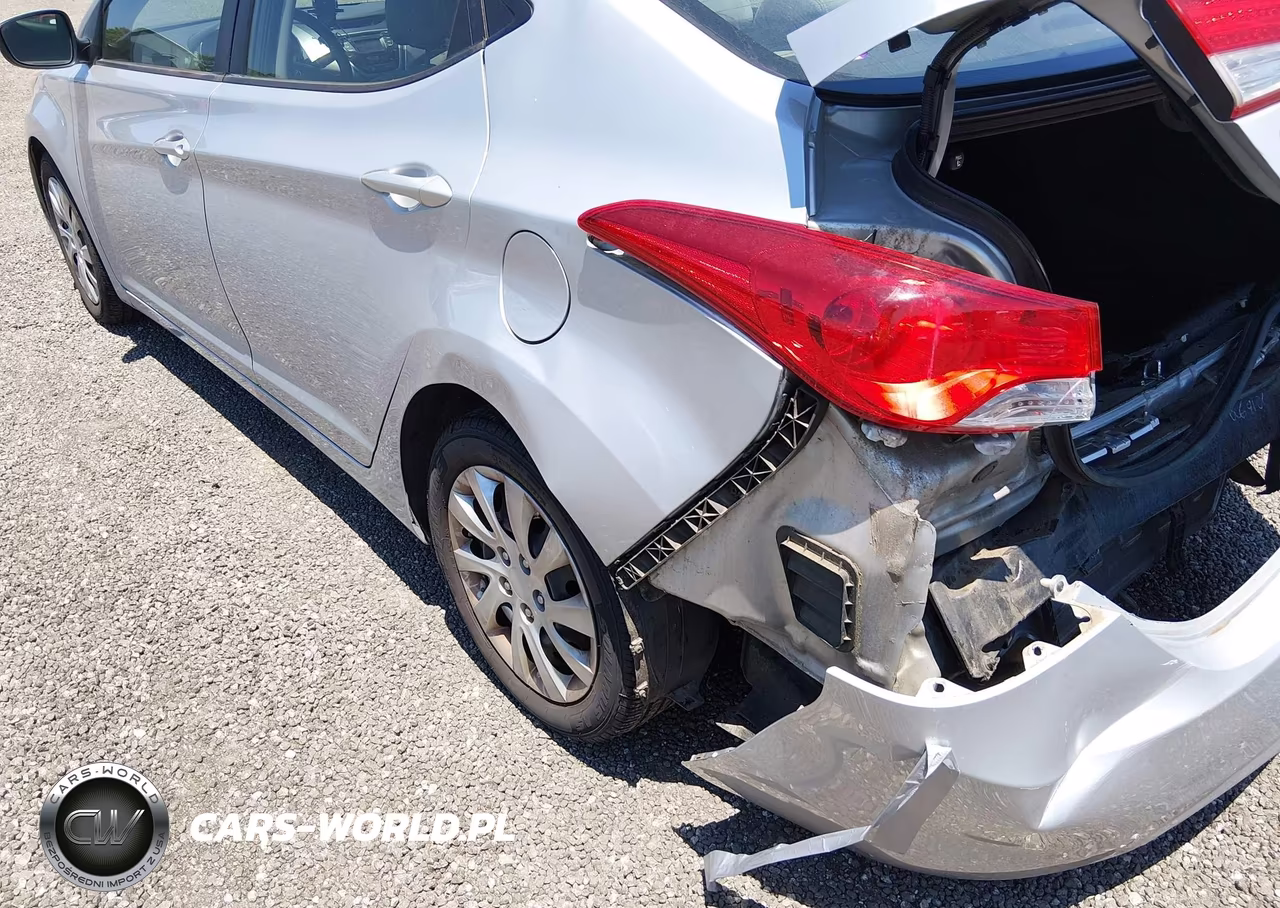 2013 Hyundai Elantra Gls VIN:5NPDH4AE4DH226630 - 12