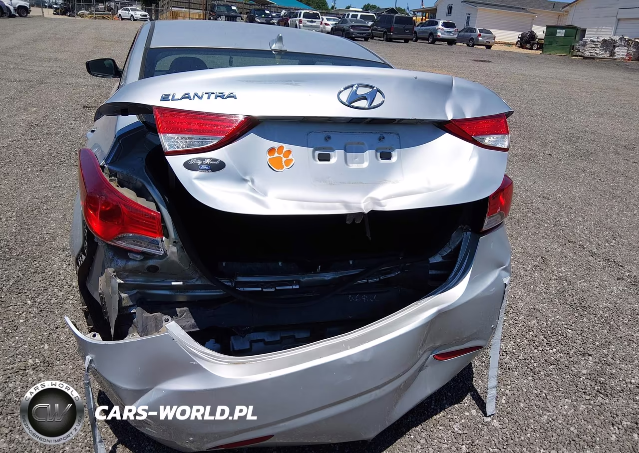 2013 Hyundai Elantra Gls VIN:5NPDH4AE4DH226630 - 6