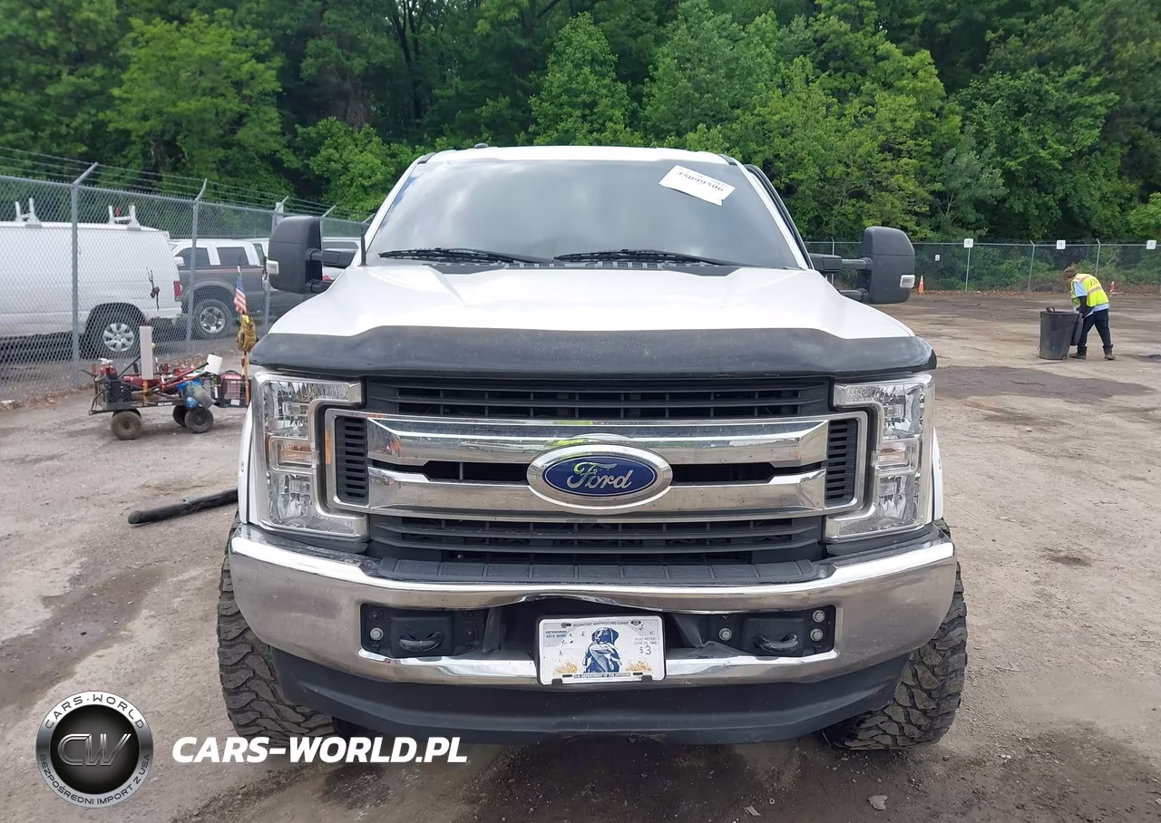 2018 Ford F-250 Xlt VIN:1FT7W2B6XJEC80721 - 13