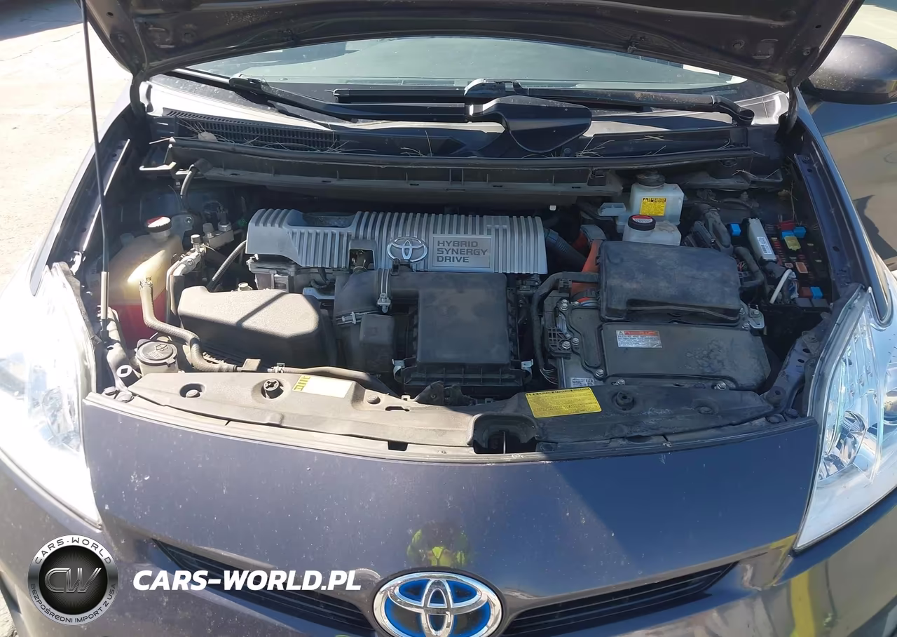 2014 Toyota Prius Three VIN:JTDKN3DU1E0375489 - 10