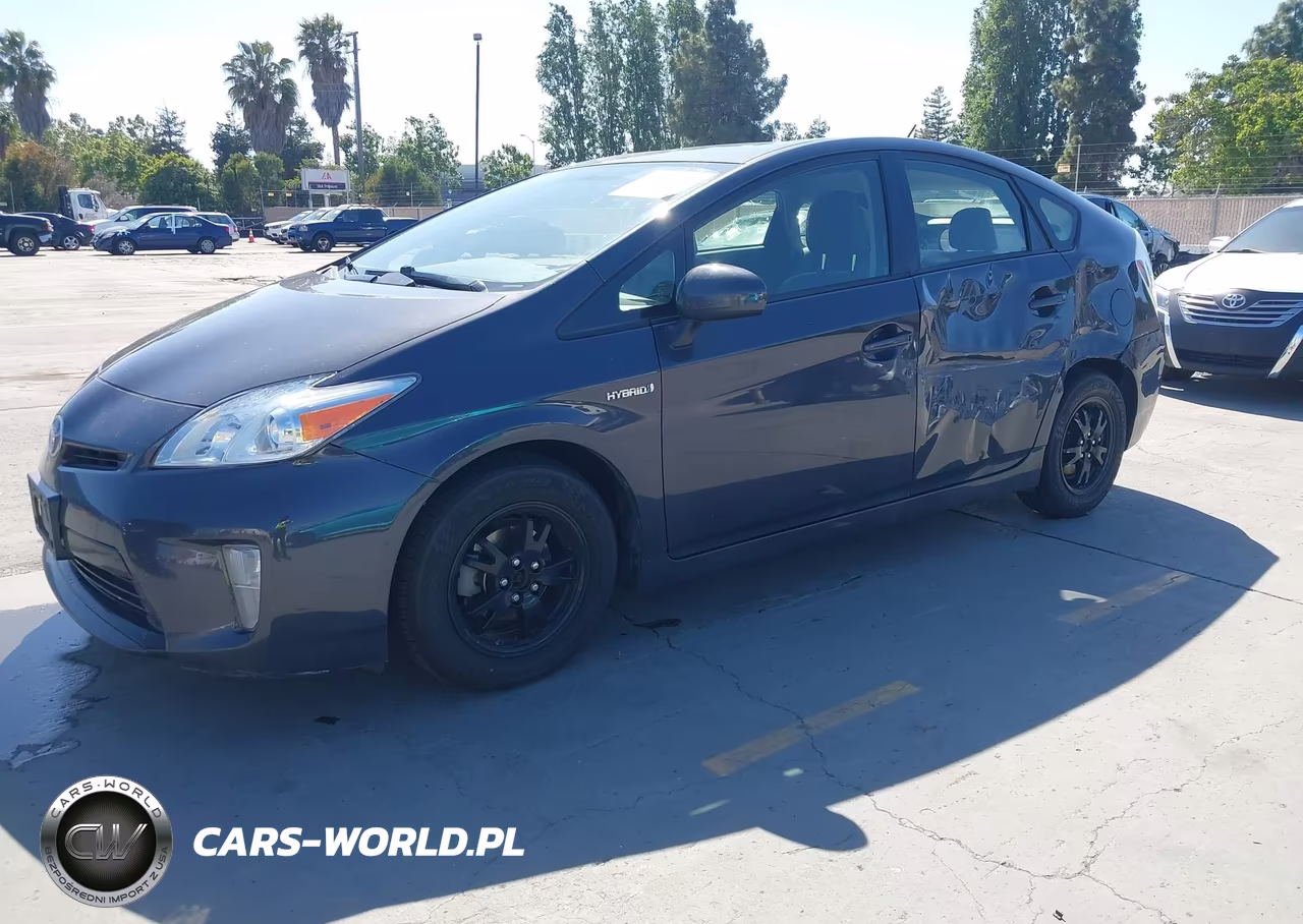 2014 Toyota Prius Three VIN:JTDKN3DU1E0375489 - 2