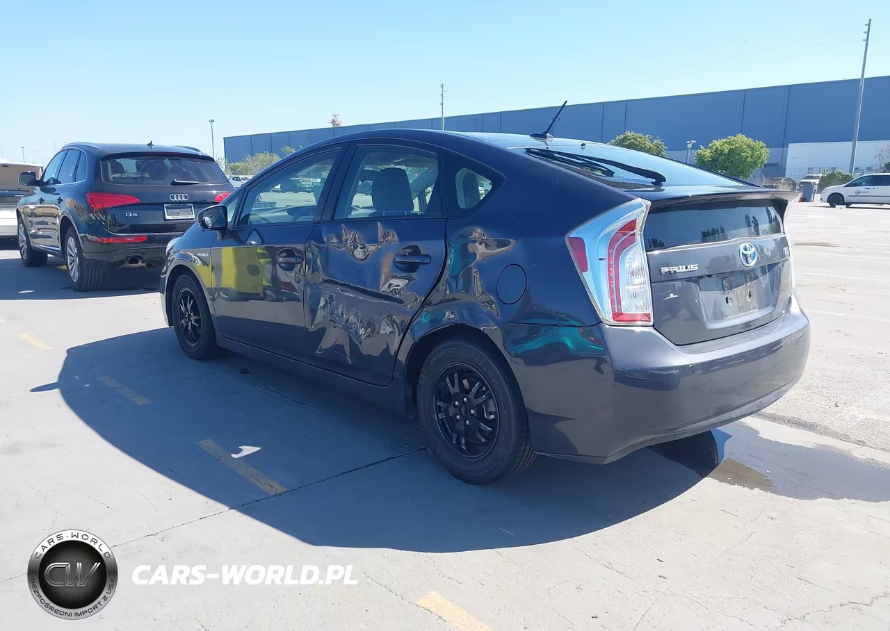 2014 Toyota Prius Three VIN:JTDKN3DU1E0375489 - 3