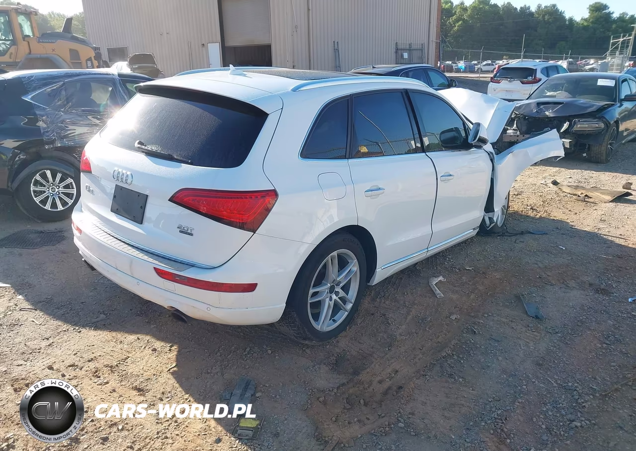 2015 Audi Q5 2.0T Premium VIN:WA1LFAFP5FA084822 - 4