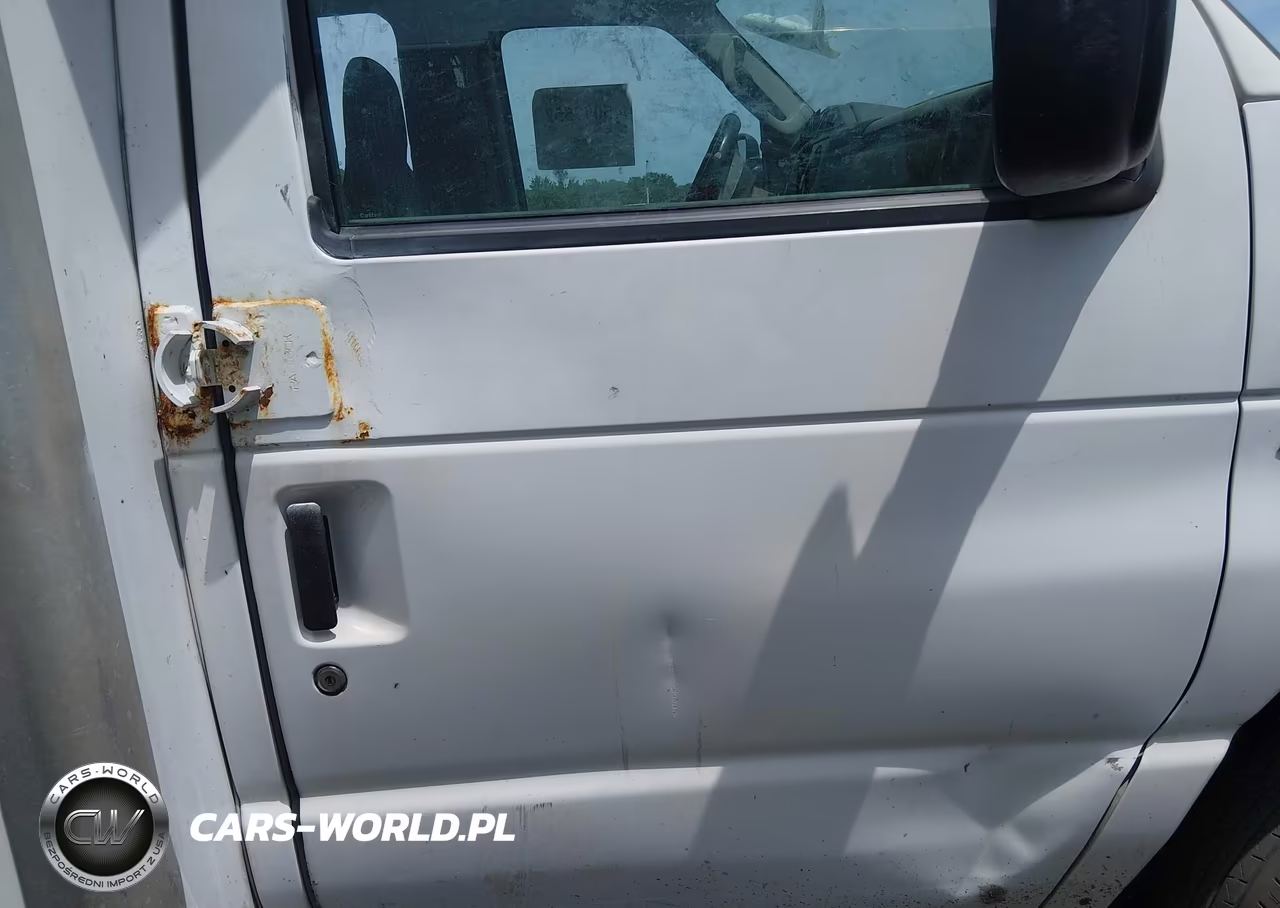 2011 Ford E-350 Cutaway VIN:1FDWE3FL2BDA87082 - 13