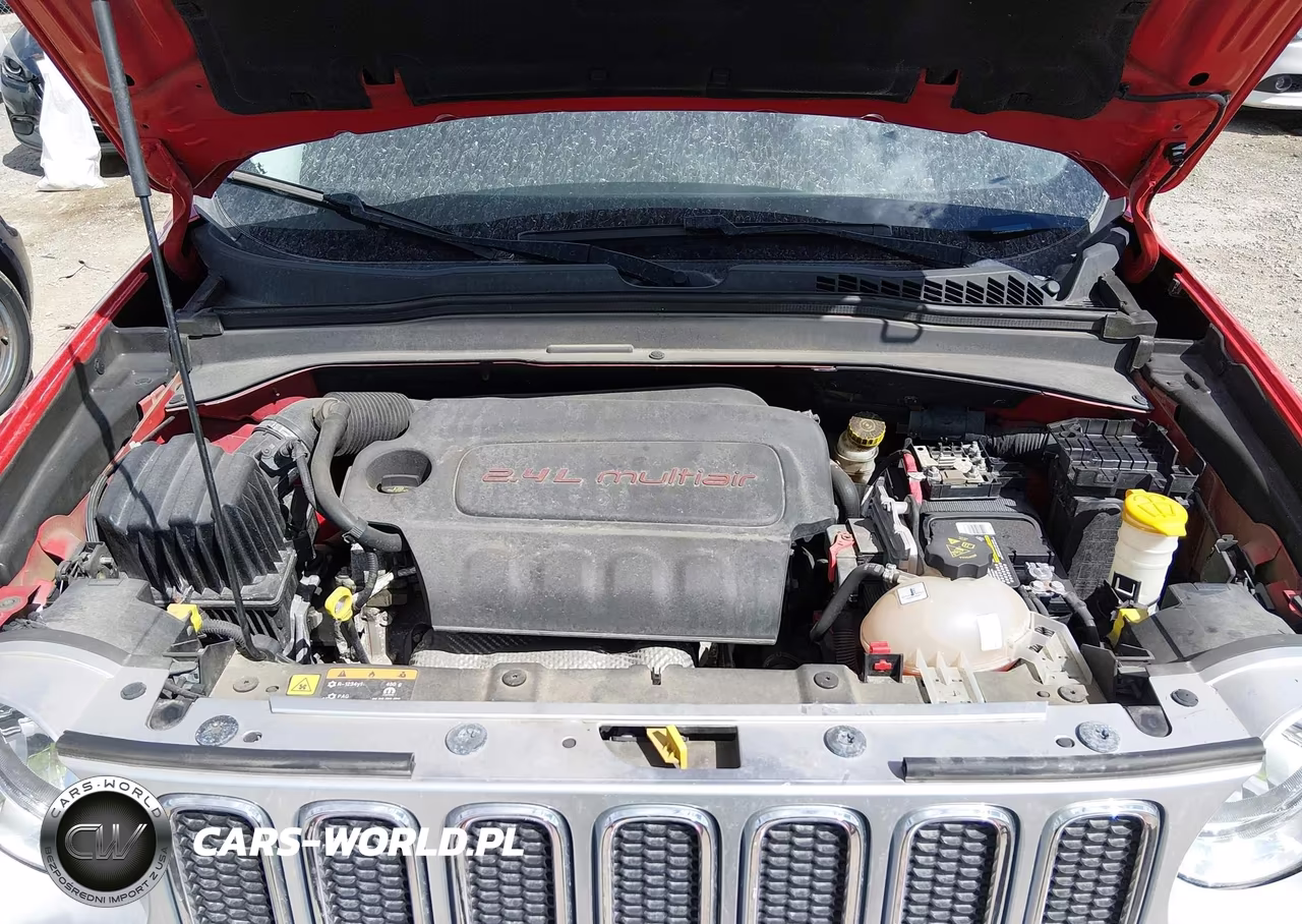 2015 Jeep Renegade Limited VIN:ZACCJADT7FPC18802 - 10