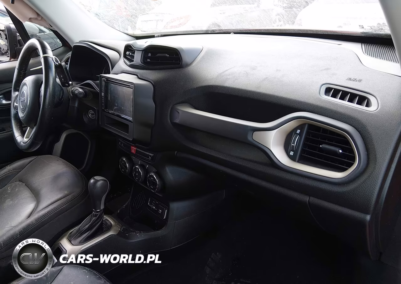 2015 Jeep Renegade Limited VIN:ZACCJADT7FPC18802 - 5