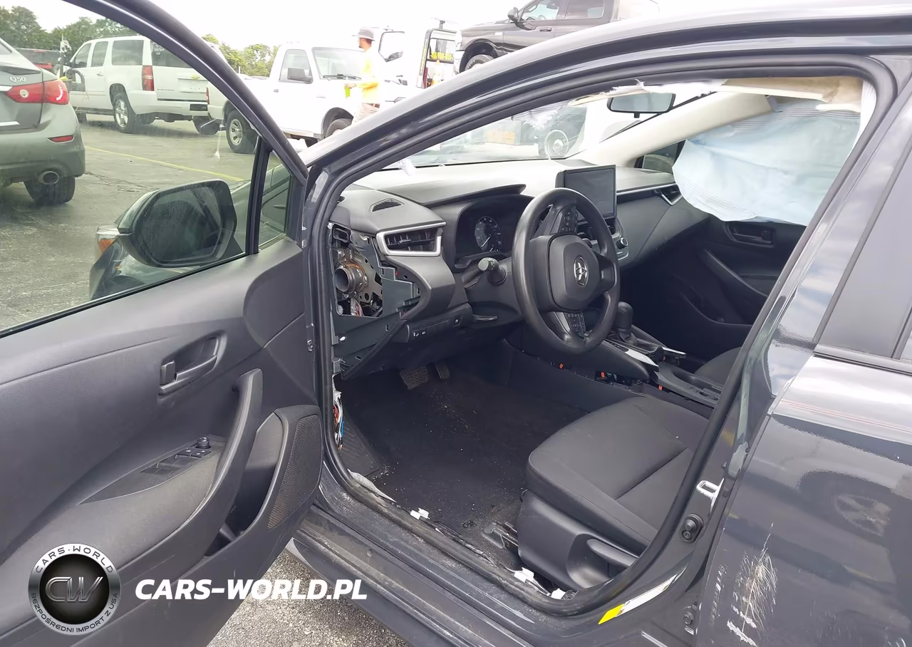 2025 Toyota Corolla Hybrid Le VIN:JTDBCMFE4S3089132 - 5
