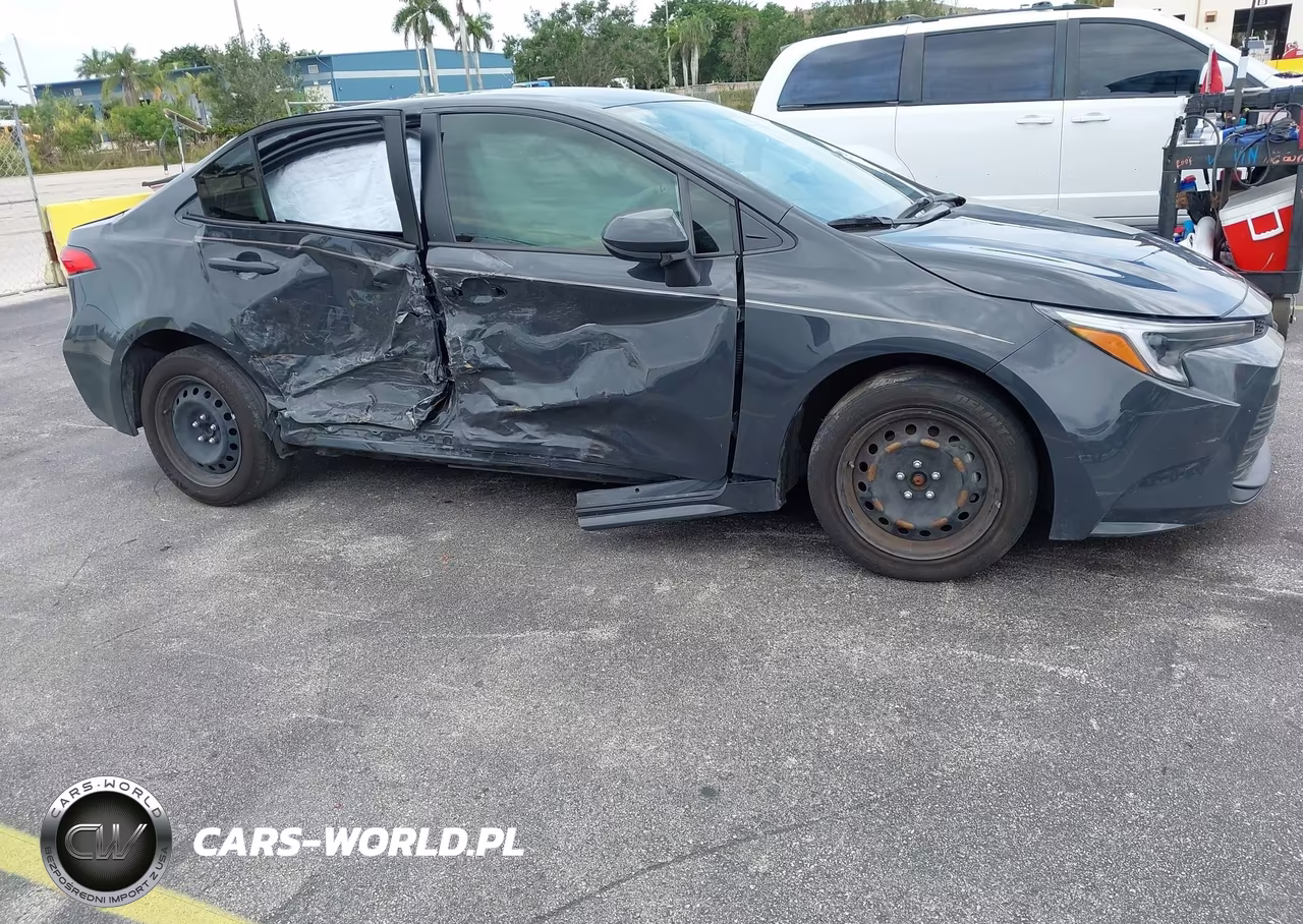 2025 Toyota Corolla Hybrid Le VIN:JTDBCMFE4S3089132 - 6
