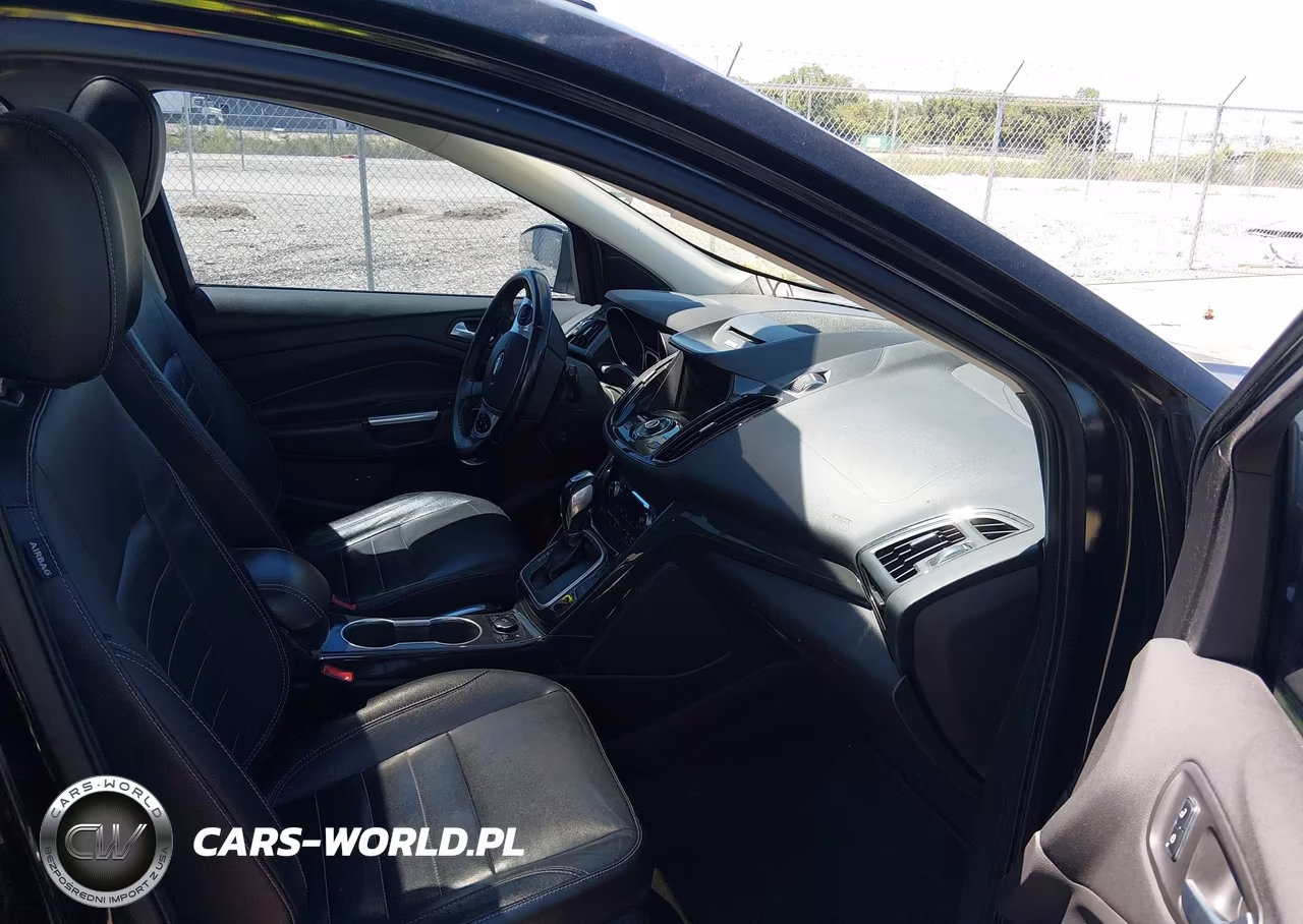 2014 Ford Escape Titanium VIN:1FMCU9J91EUB81012 - 5