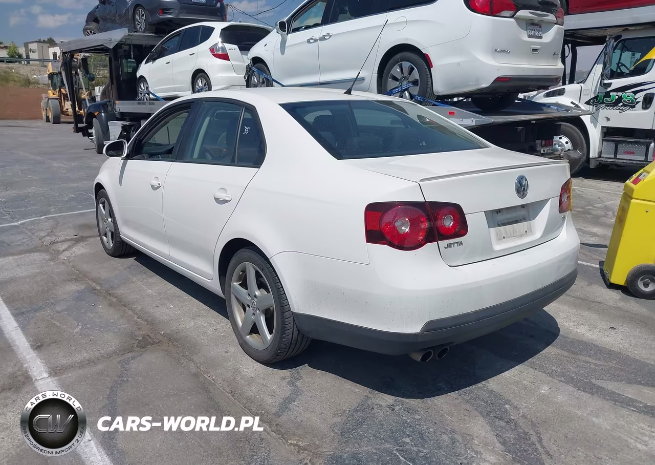 2010 Volkswagen Jetta Limited Edition VIN:3VWAZ7AJ0AM114750 - 3