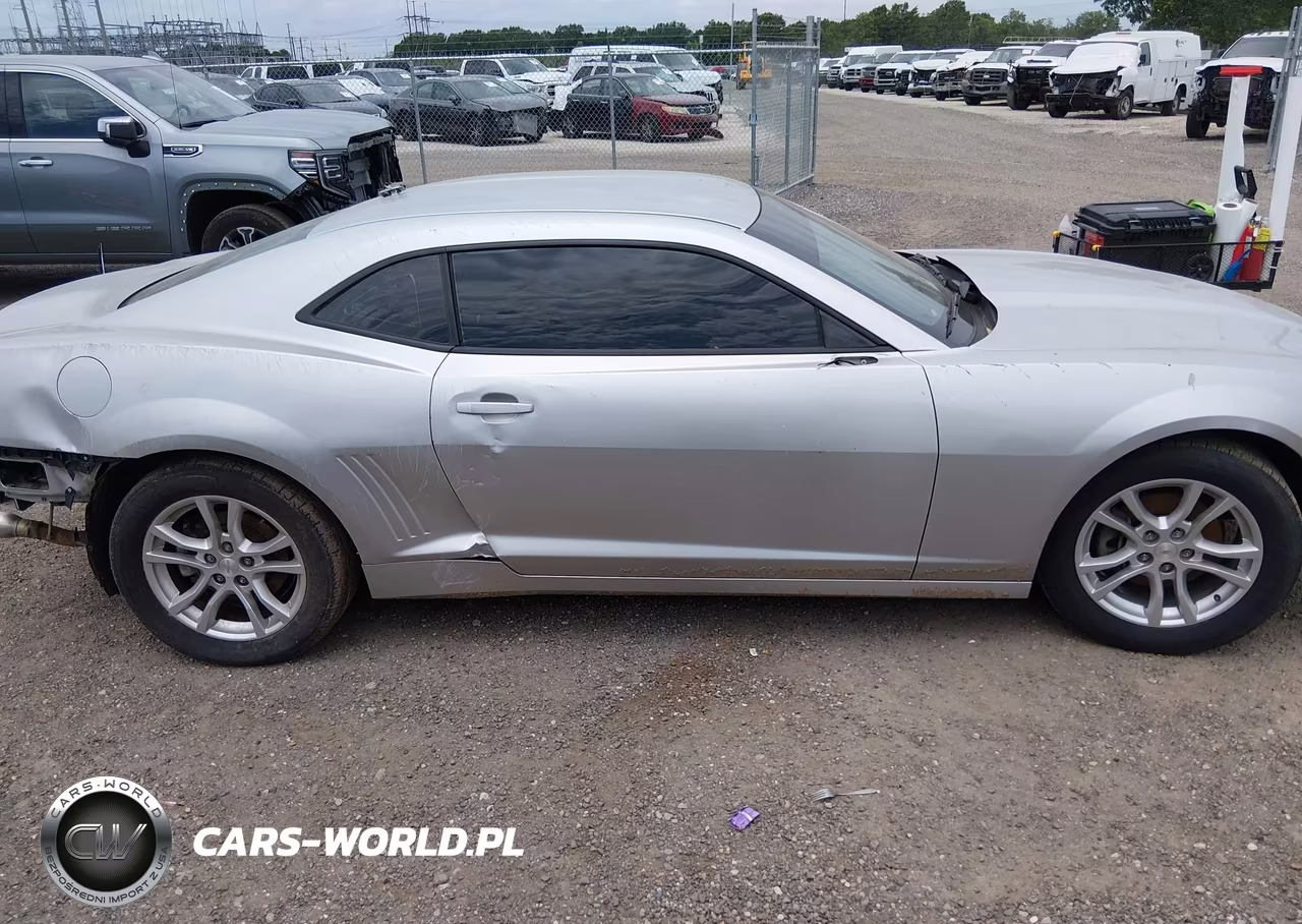 2015 Chevrolet Camaro 2Ls VIN:2G1FB1E37F9110094 - 14