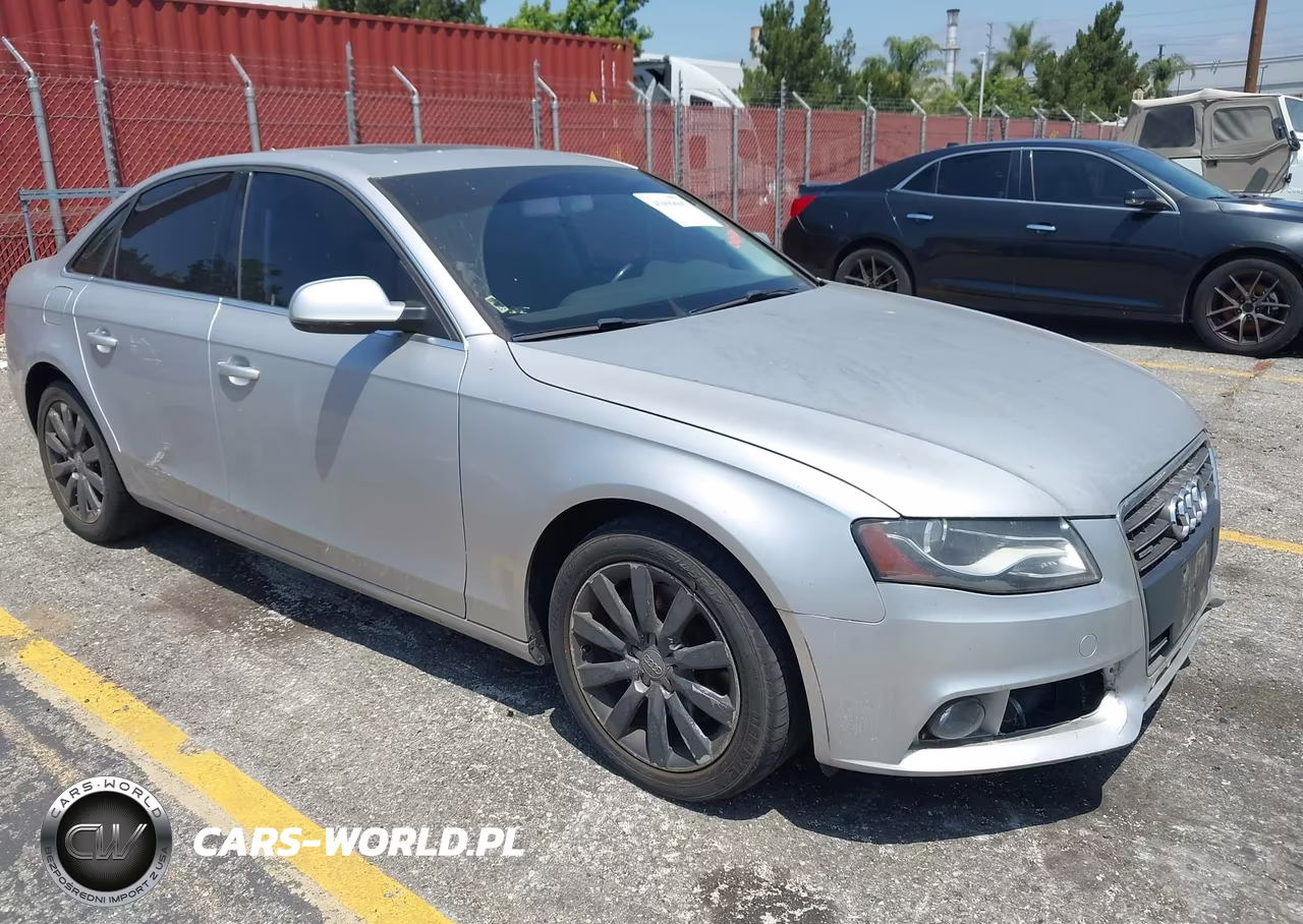 Główne zdjęcie 2012 Audi A4 2.0T Premium