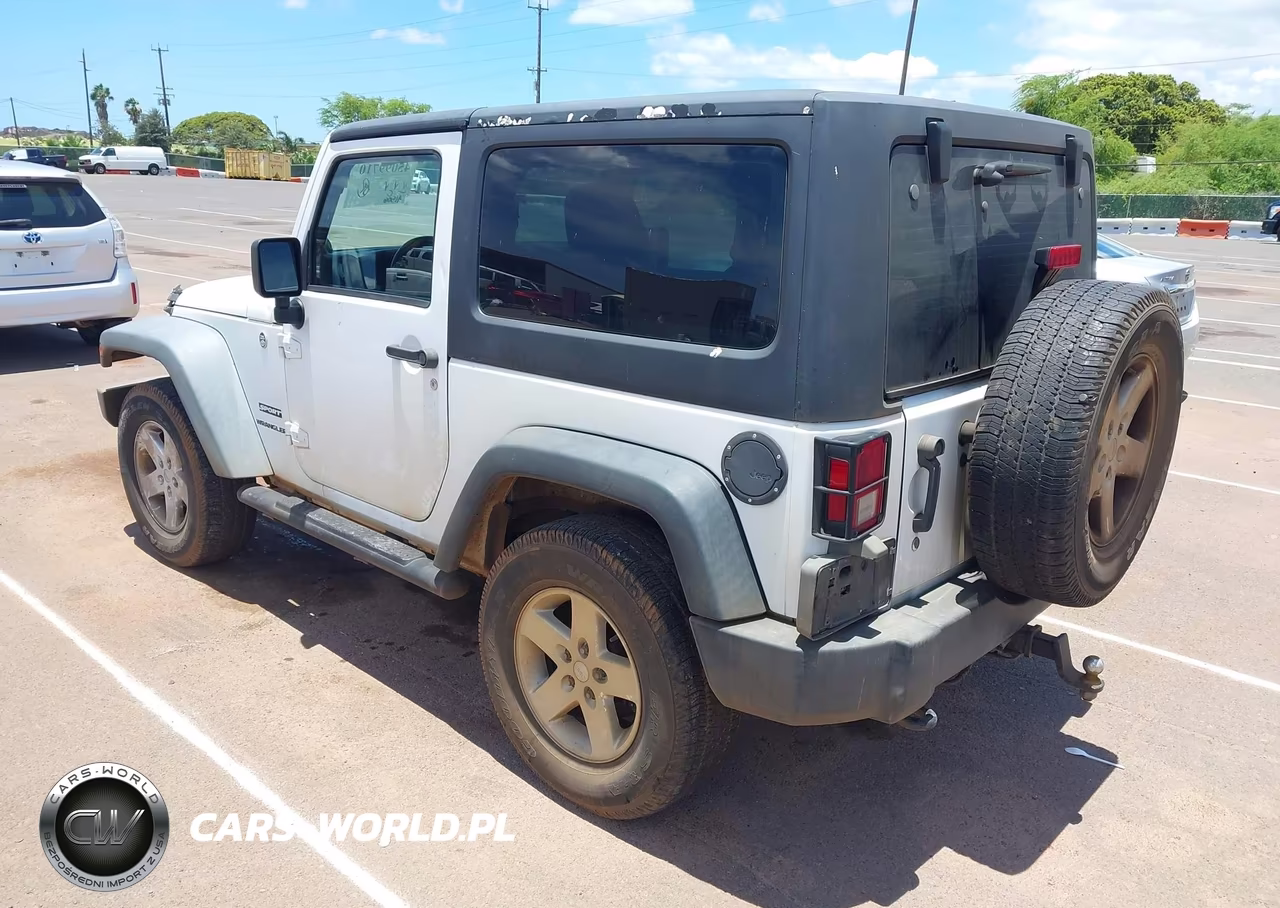 2013 Jeep Wrangler Sport VIN:1C4AJWAGXDL556952 - 3
