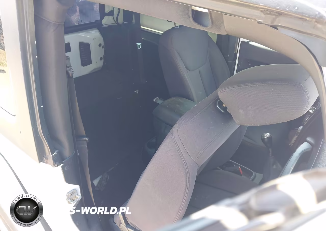 2013 Jeep Wrangler Sport VIN:1C4AJWAGXDL556952 - 8
