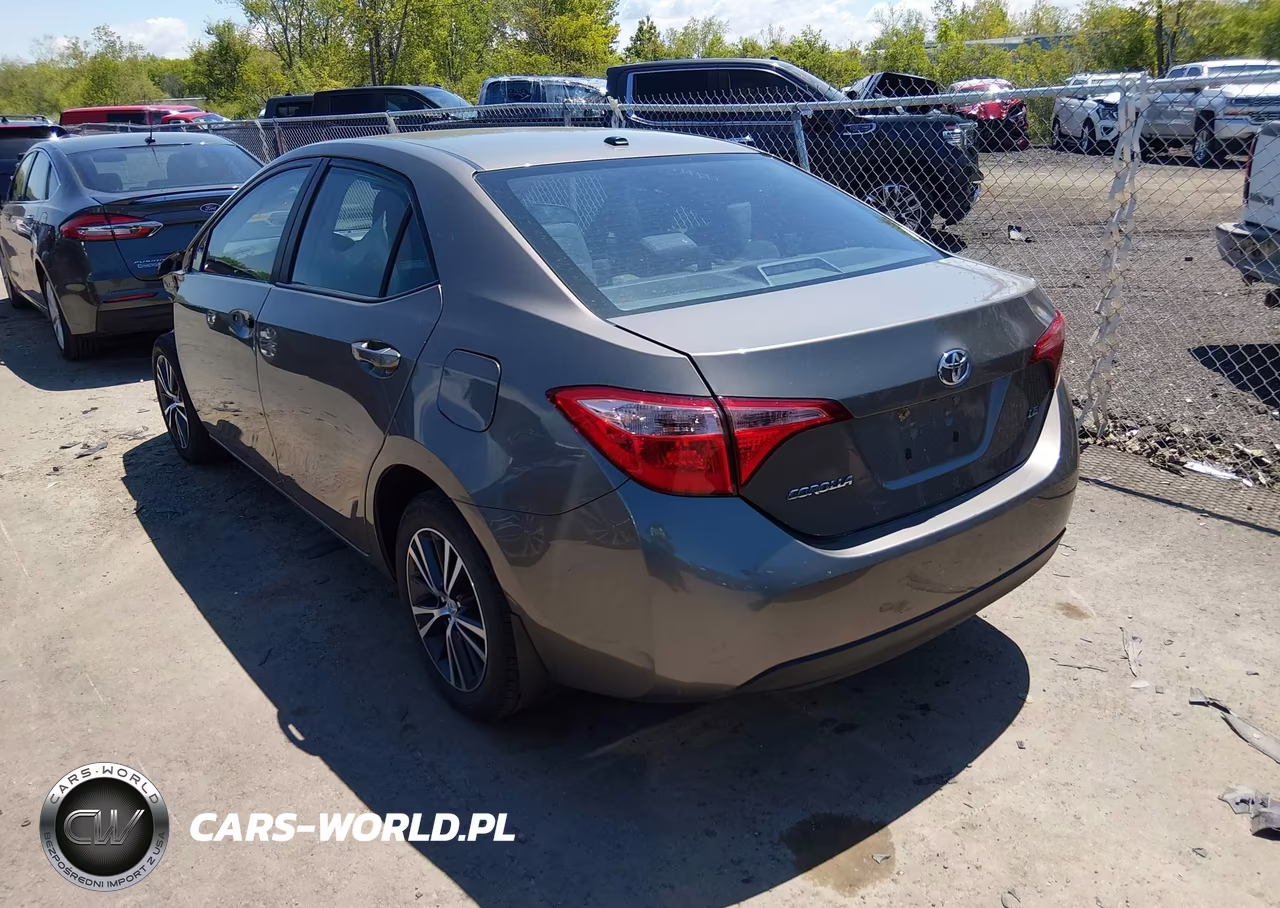 2019 Toyota Corolla Le VIN:2T1BURHEXKC150045 - 3