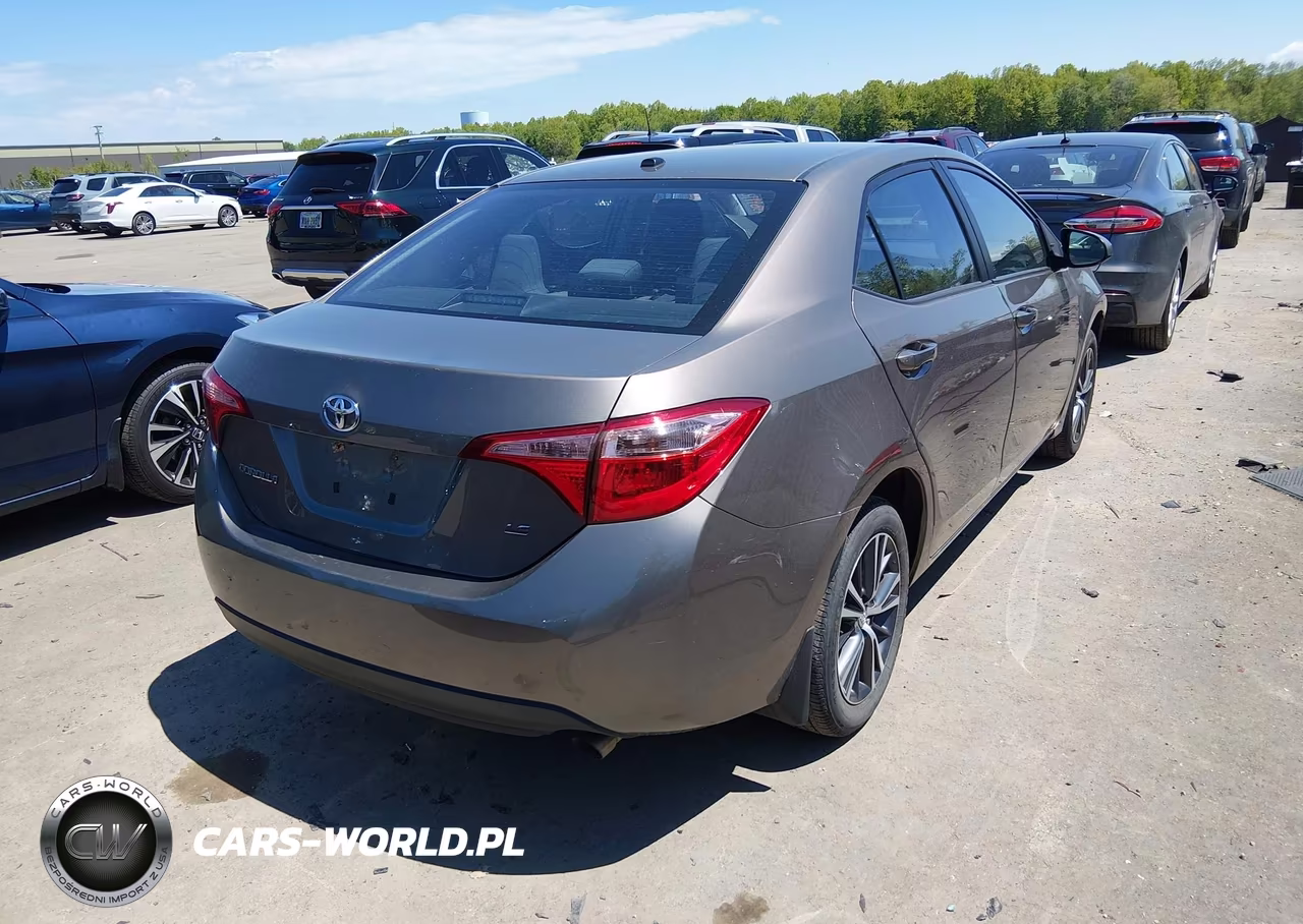 2019 Toyota Corolla Le VIN:2T1BURHEXKC150045 - 4