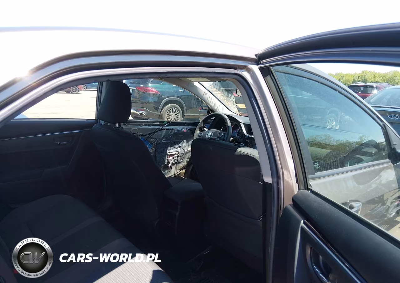 2019 Toyota Corolla Le VIN:2T1BURHEXKC150045 - 8