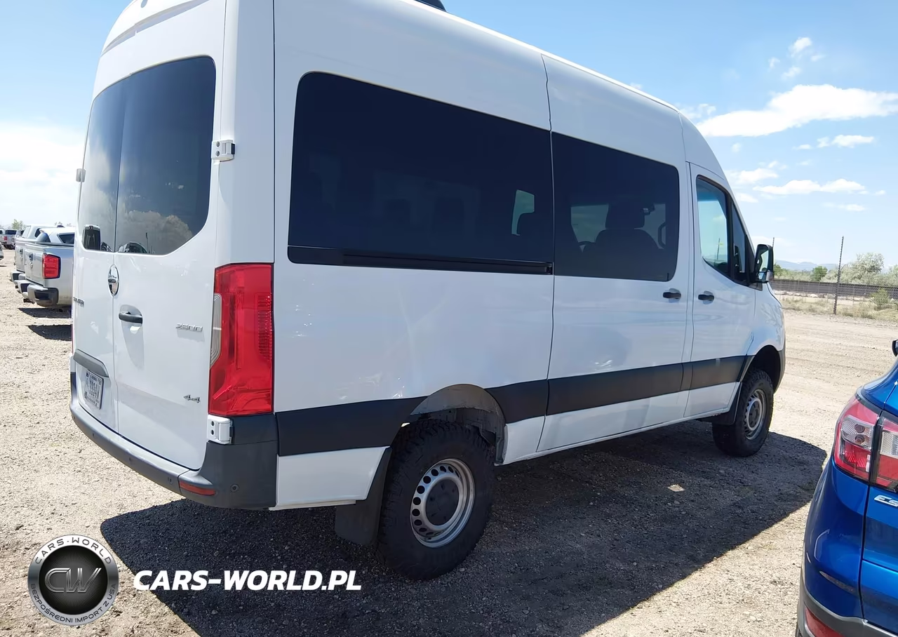 2019 Freightliner Sprinter 2500 High Roof V6 VIN:W2Z4EFVY7KT017314 - 4