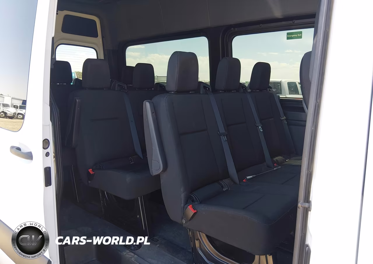2019 Freightliner Sprinter 2500 High Roof V6 VIN:W2Z4EFVY7KT017314 - 8