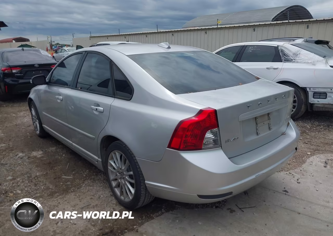 2010 Volvo S40 2.4I VIN:YV1382MS7A2501240 - 3