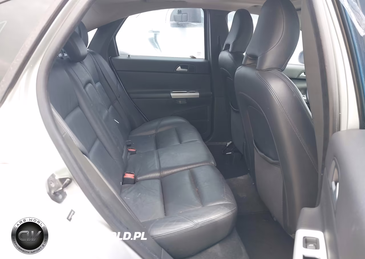 2010 Volvo S40 2.4I VIN:YV1382MS7A2501240 - 8