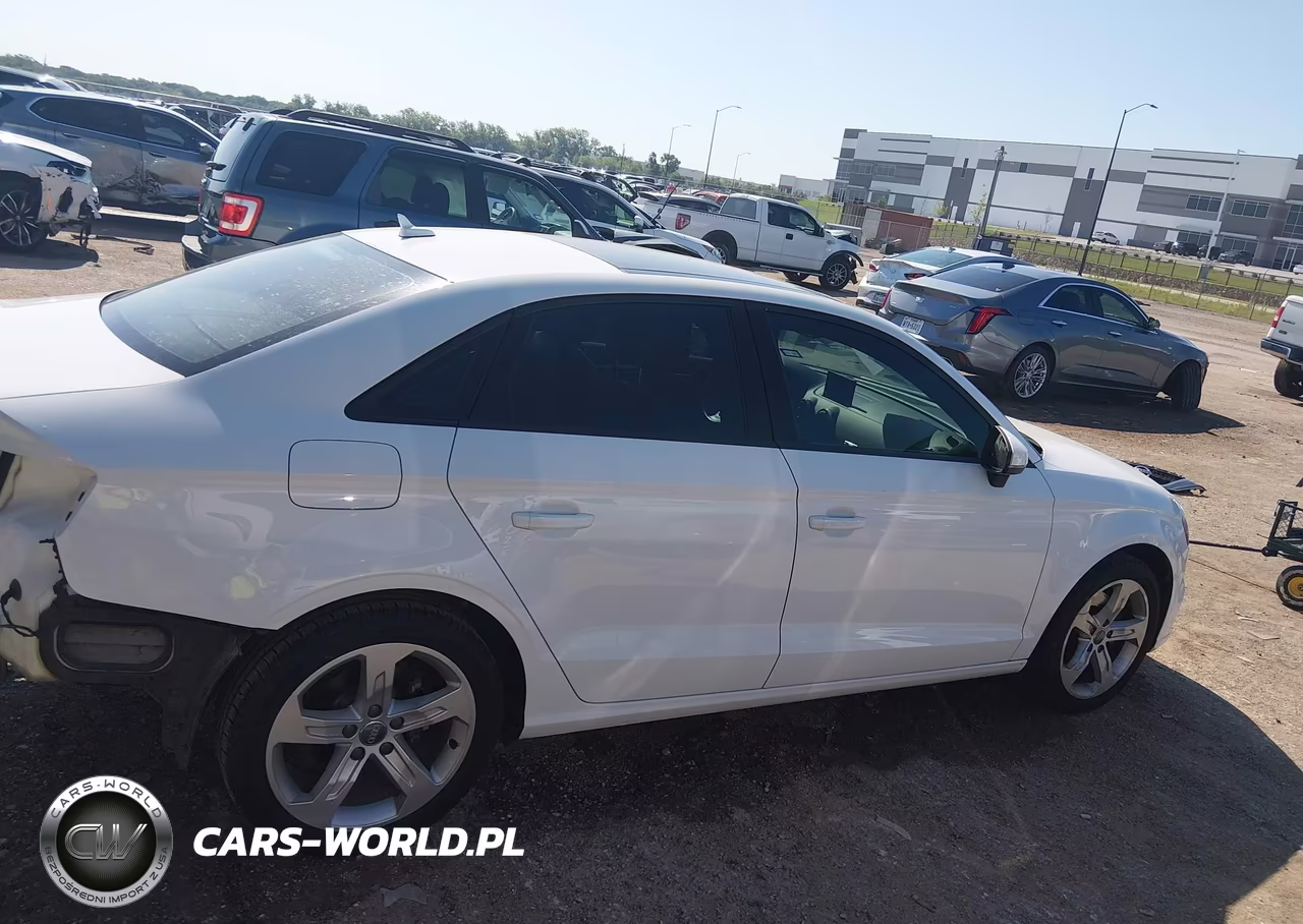 2018 Audi A3 2.0T Premium-2.0T Tech Premium VIN:WAUAUGFF4J1013839 - 14