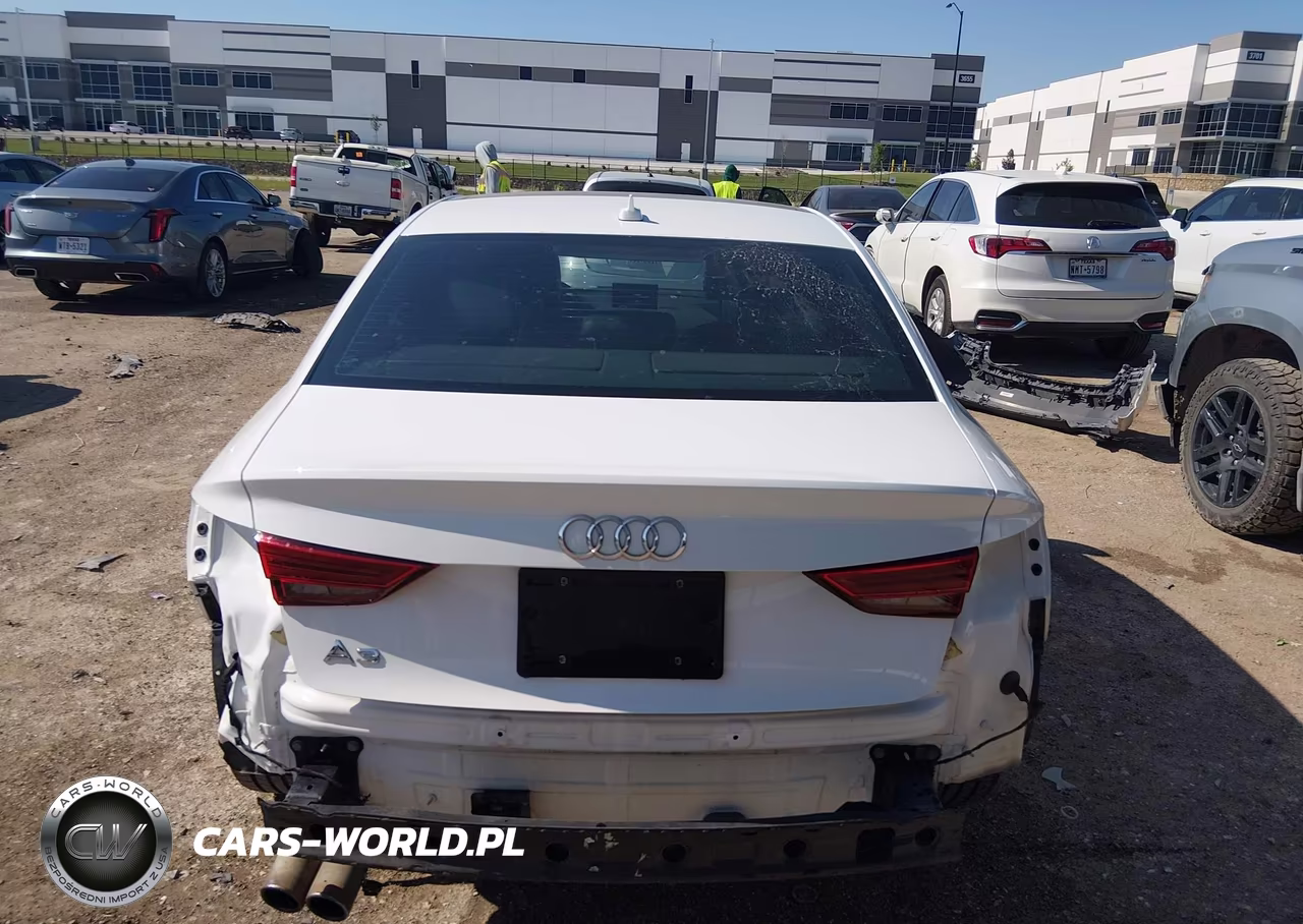 2018 Audi A3 2.0T Premium-2.0T Tech Premium VIN:WAUAUGFF4J1013839 - 17