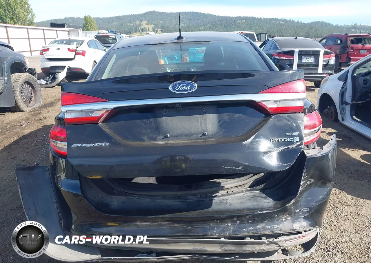 2018 Ford Fusion Hybrid Se VIN:3FA6P0LU6JR140047 - 17