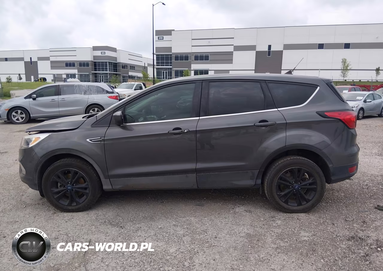 2019 Ford Escape Se VIN:1FMCU0GD5KUC52618 - 14