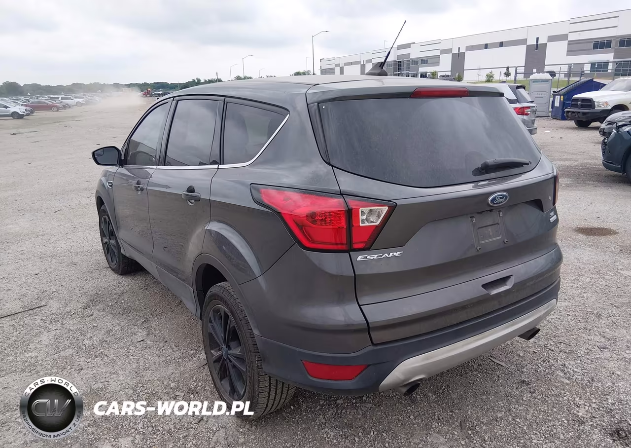 2019 Ford Escape Se VIN:1FMCU0GD5KUC52618 - 3