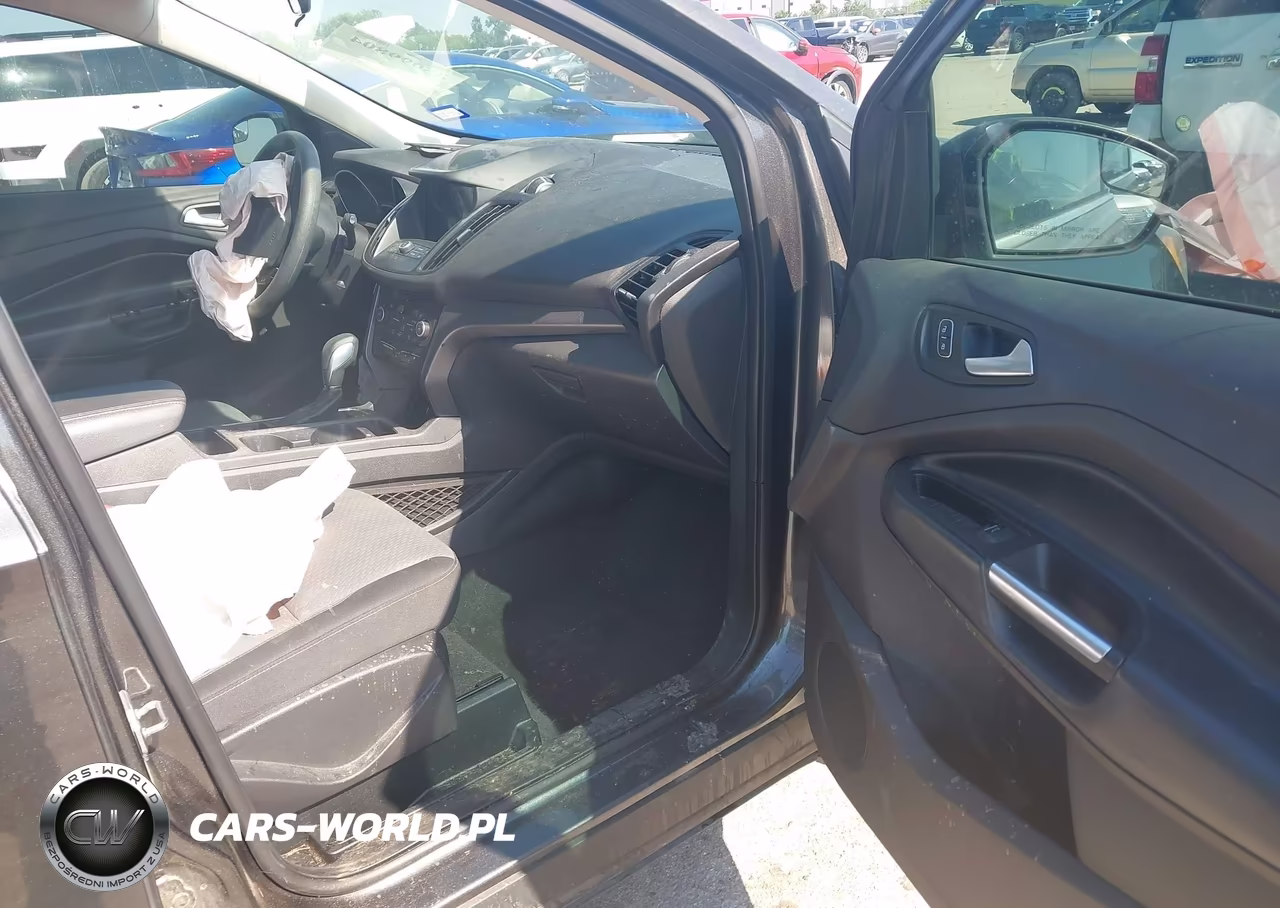 2019 Ford Escape Se VIN:1FMCU0GD5KUC52618 - 5