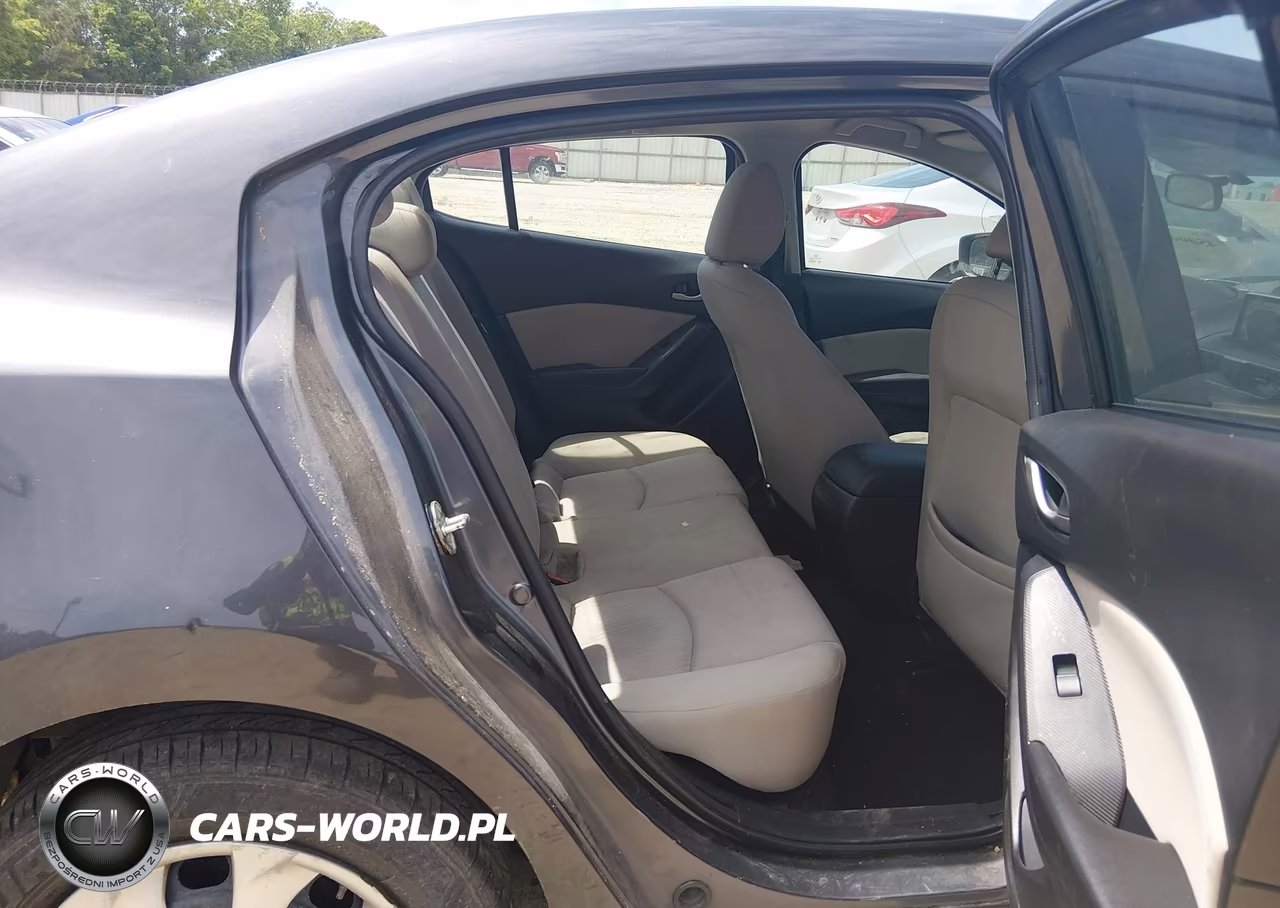 2015 Mazda Mazda3 I Sport VIN:3MZBM1U79FM209458 - 8