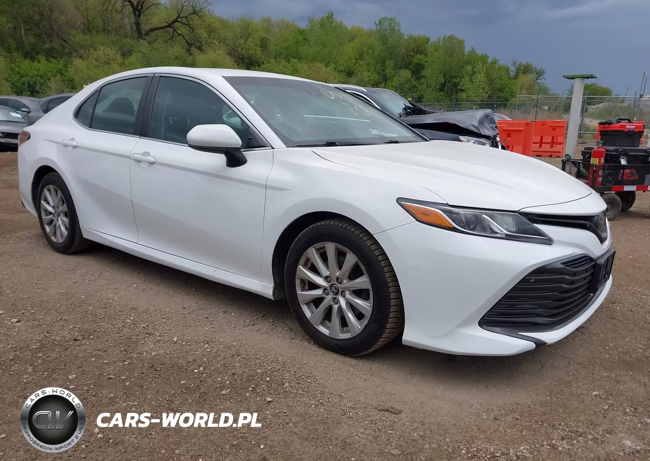 Główne zdjęcie 2018 Toyota Camry Le