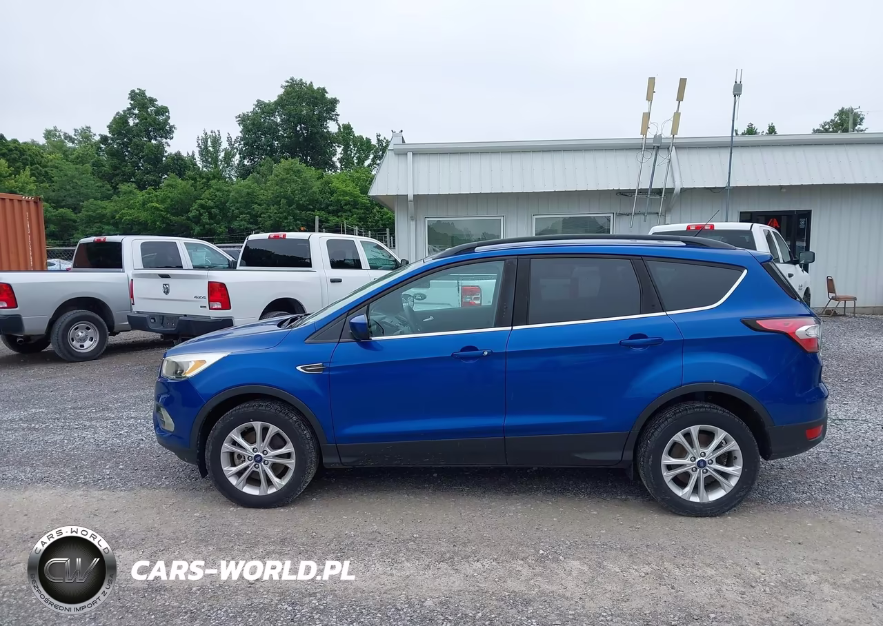 2018 Ford Escape Se VIN:1FMCU9GD5JUD31077 - 16
