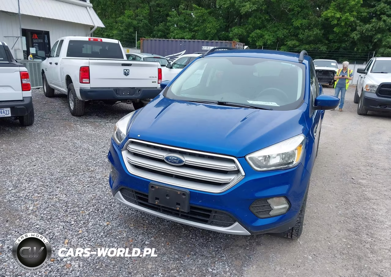 2018 Ford Escape Se VIN:1FMCU9GD5JUD31077 - 6