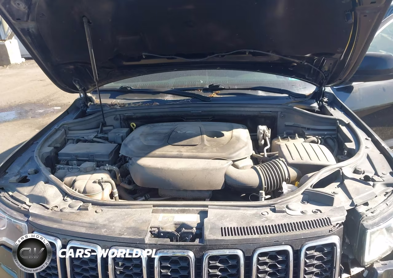 2018 Jeep Grand Cherokee Laredo E 4X4 VIN:1C4RJFAG0JC249837 - 10