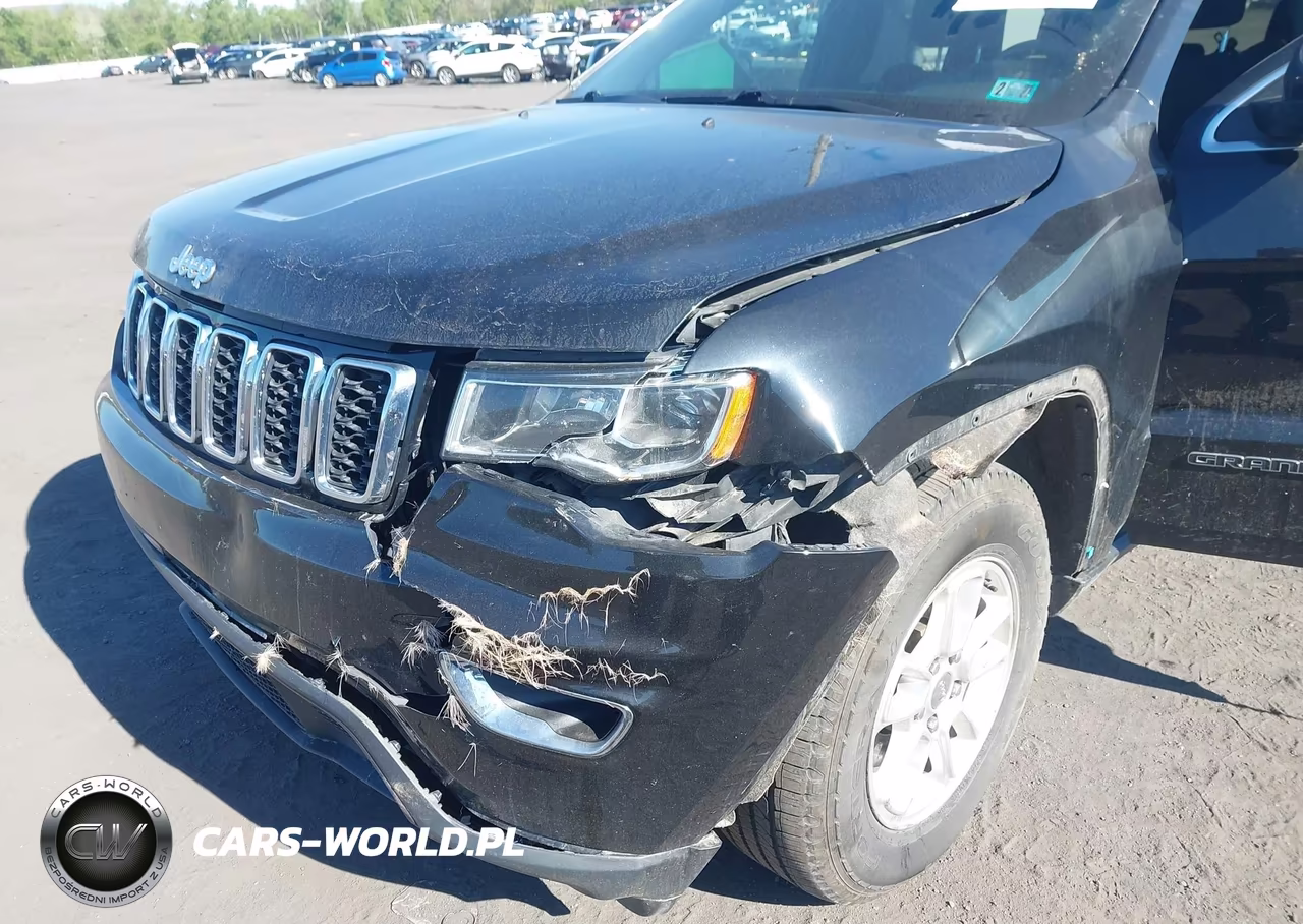2018 Jeep Grand Cherokee Laredo E 4X4 VIN:1C4RJFAG0JC249837 - 6