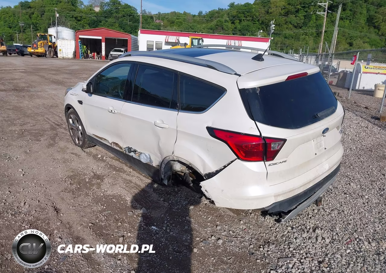 2019 Ford Escape Titanium VIN:1FMCU9J94KUA27163 - 3