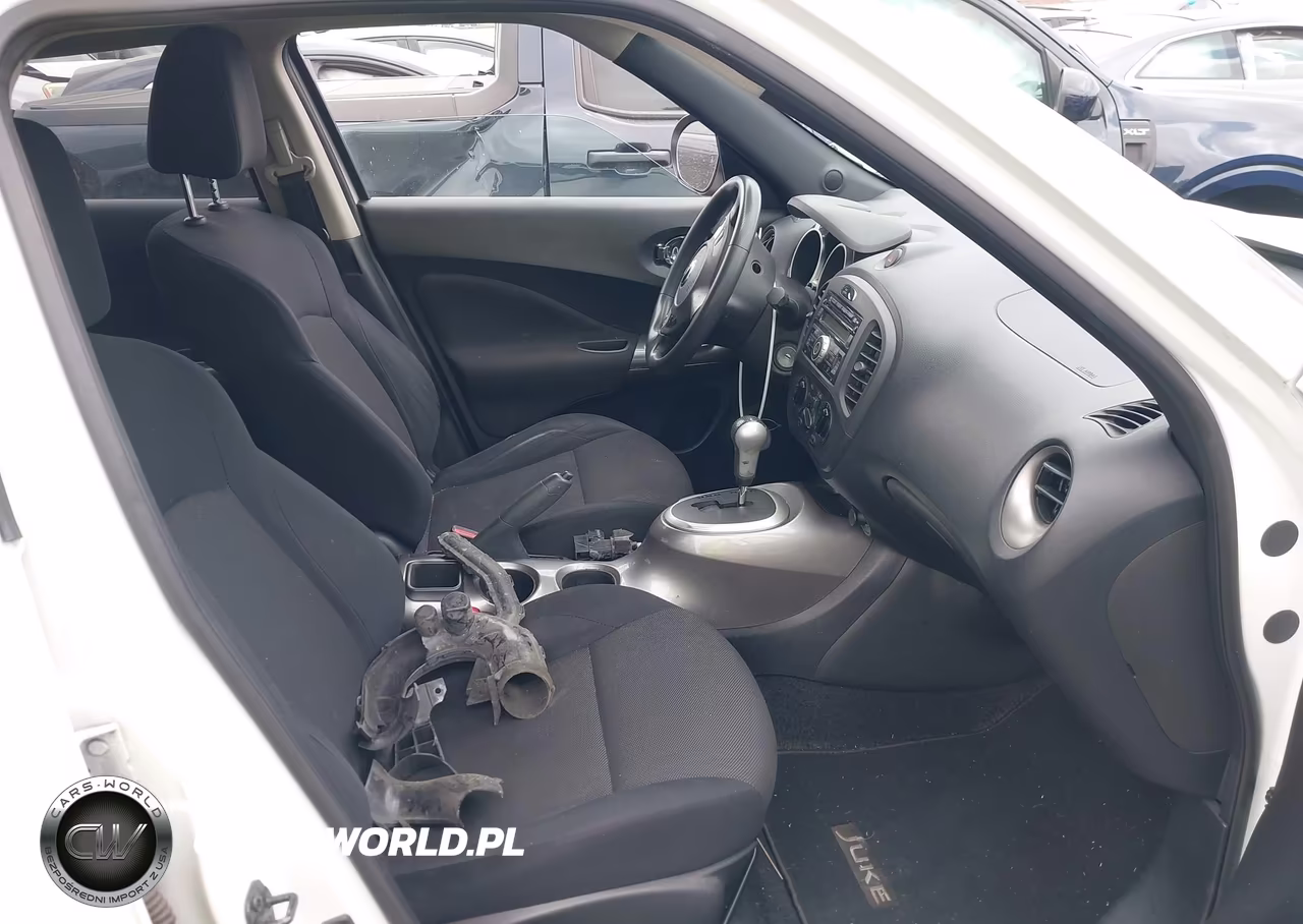 2014 Nissan Juke S VIN:JN8AF5MR3ET358597 - 5