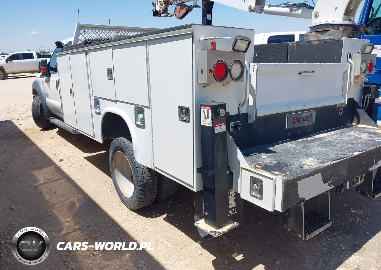 2013 Ford F-550 Chassis Xl VIN:1FD0X5HT5DEB26124 - 3