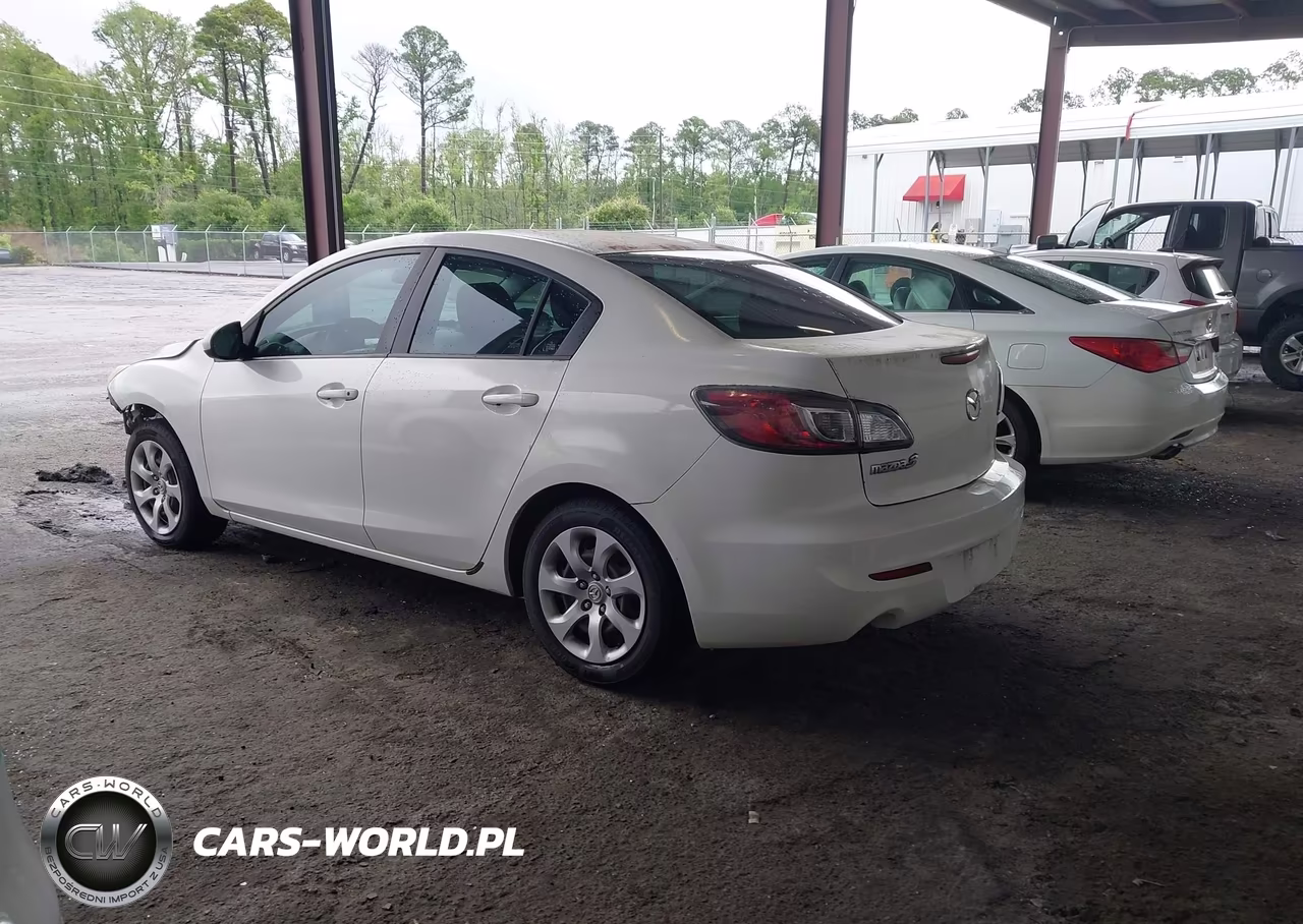 2012 Mazda Mazda3 I Sport VIN:JM1BL1UF5C1522450 - 3