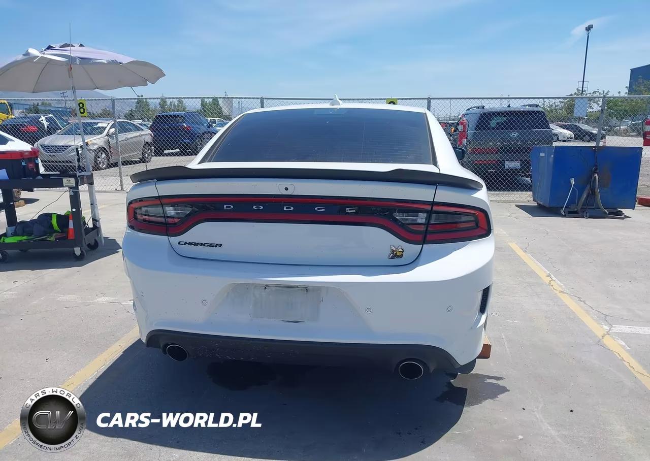 2022 Dodge Charger Scat Pack VIN:2C3CDXGJ1NH189970 - 17