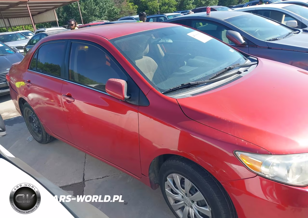2013 Toyota Corolla Le VIN:5YFBU4EE4DP174688 - 13